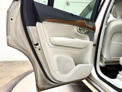 Used 2018 Volvo XC90 T6 Inscription w/ Convenience Package image 15