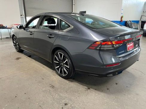 Used 2024 Honda Accord Touring image 5
