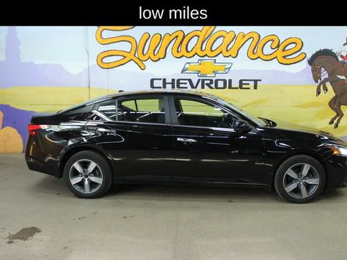 Used 2021 Nissan Altima 2.5 S AWD/4WD image 1