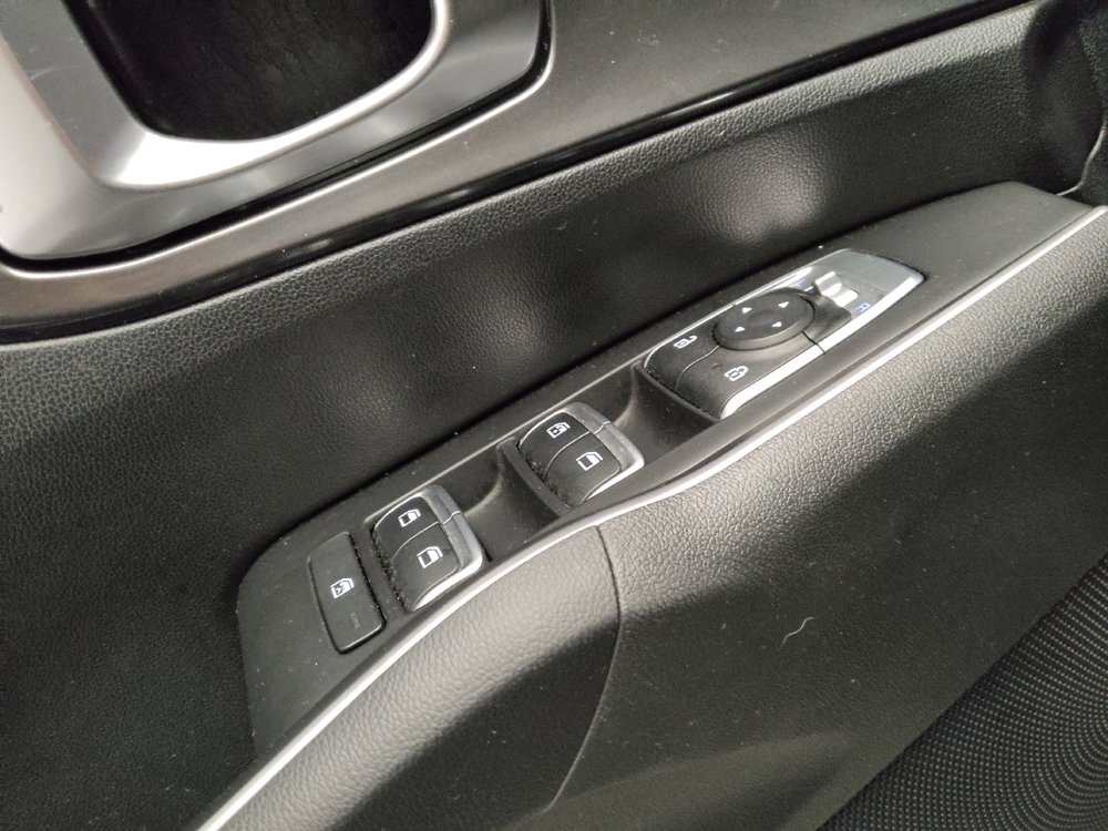 Used 2021 Kia Sorento LX FWD image 27