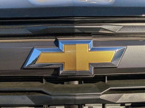 New 2026 Chevrolet Colorado LT image 17