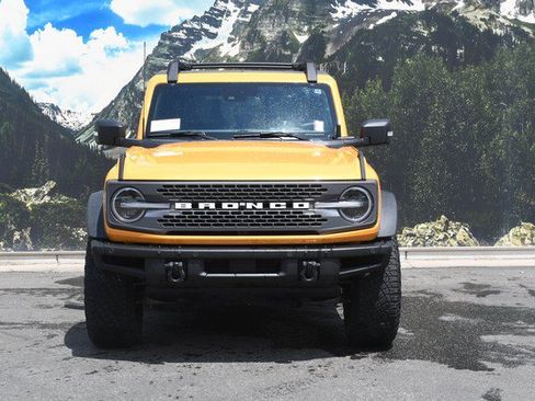 Used 2022 Ford Bronco Badlands w/ Sasquatch Package AWD/4WD image 5