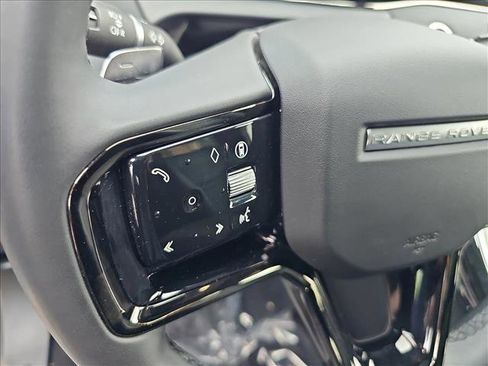 Used 2024 Land Rover Range Rover Evoque Dynamic SE image 17