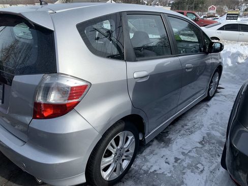 Used 2011 Honda Fit Sport image 18