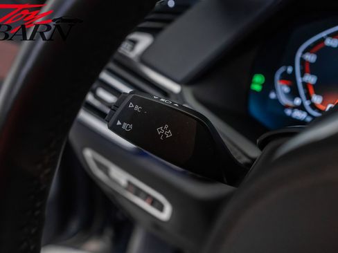 Used 2020 BMW X6 M50i w/ Executive Package image 36