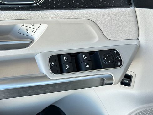 New 2025 Mercedes-Benz GLC 63 AMG S image 22