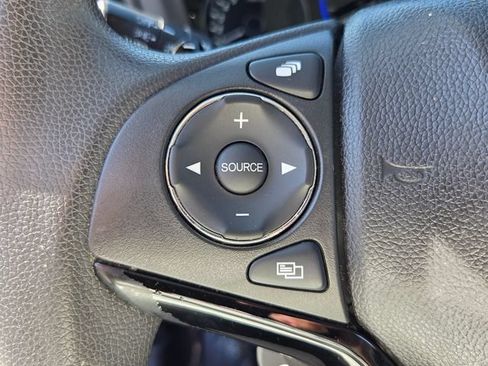 Used 2017 Honda HR-V EX image 24