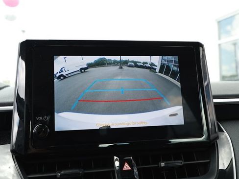Used 2024 Toyota Corolla LE FWD image 16