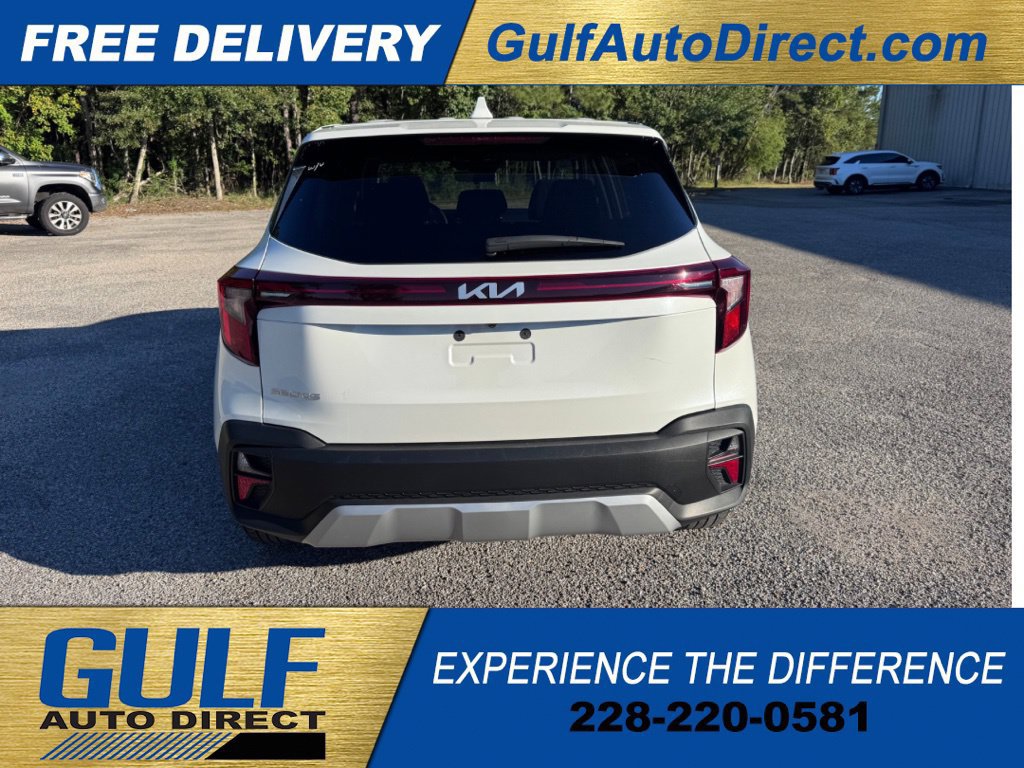 Used 2026 Kia Seltos LX FWD image 4