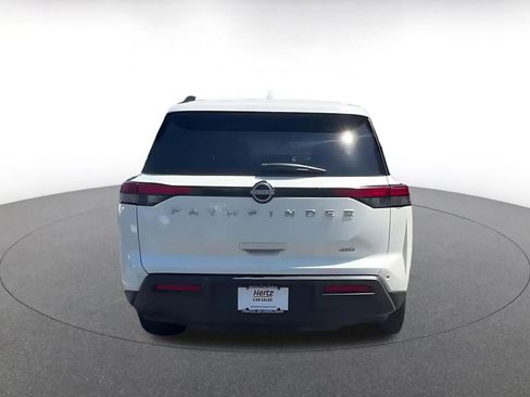 Used 2025 Nissan Pathfinder SV image 12