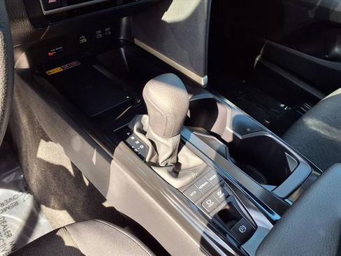 Used 2025 Toyota Camry LE image 21