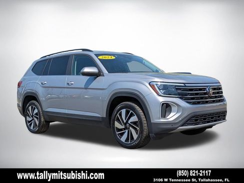 Used 2024 Volkswagen Atlas SE image 1
