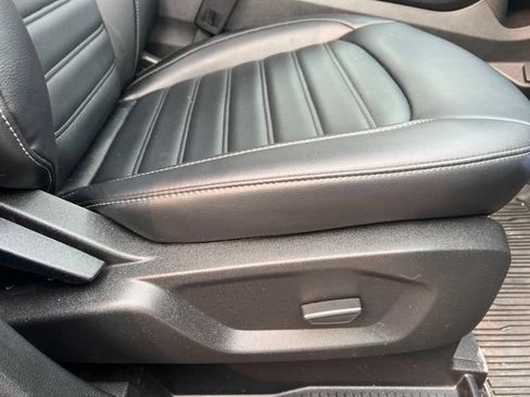 Used 2023 Ford Edge SEL w/ Convenience Package AWD/4WD image 13