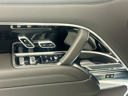 New 2026 Land Rover Range Rover SE AWD/4WD image 16