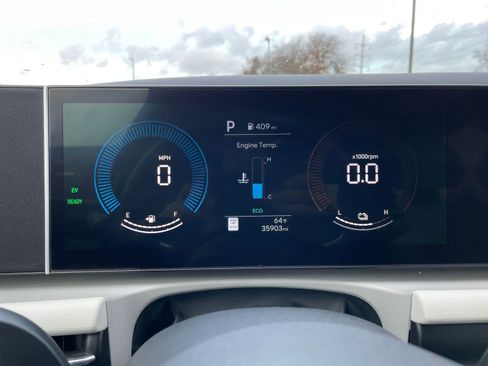 Used 2025 Hyundai Tucson Blue image 40