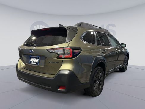 Used 2025 Subaru Outback Onyx Edition AWD/4WD image 7