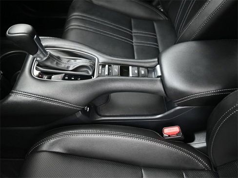 Certified 2026 Honda HR-V EX-L image 20