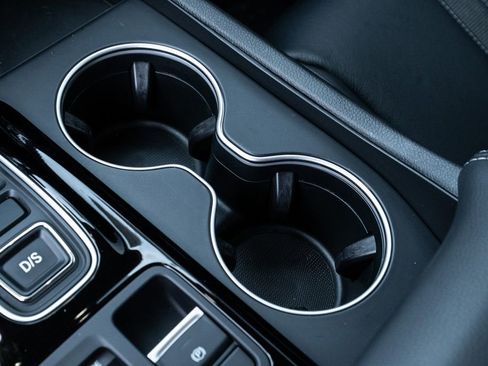 Used 2024 Honda Pilot Touring image 29