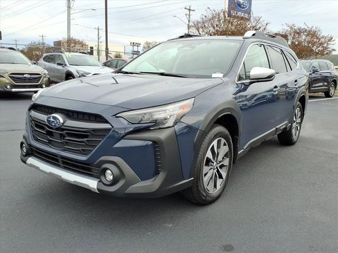 Certified 2025 Subaru Outback Touring w/ Popular Package #2 image 3