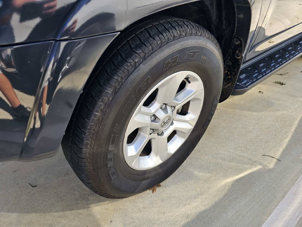 Used 2024 Toyota 4Runner SR5 RWD image 11