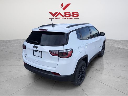 New 2026 Jeep Compass Latitude AWD/4WD image 7
