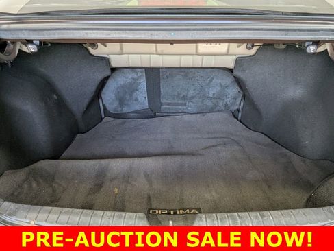 Used 2011 Kia Optima LX w/ Convenience Pkg image 23