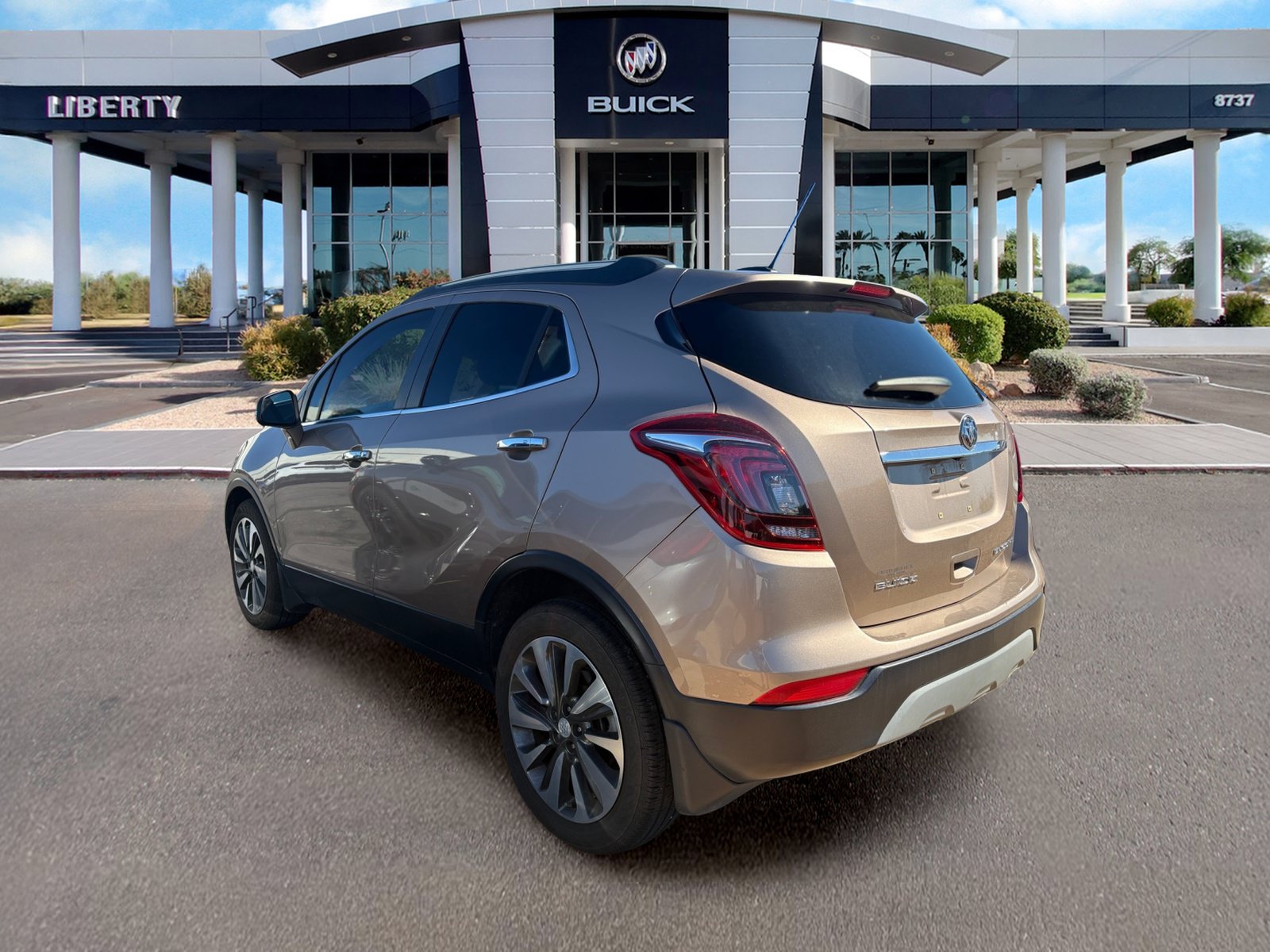 Used 2018 Buick Encore Preferred FWD image 3