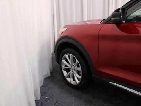 Used 2022 Ford Explorer Platinum w/ Equipment Group 601A image 23