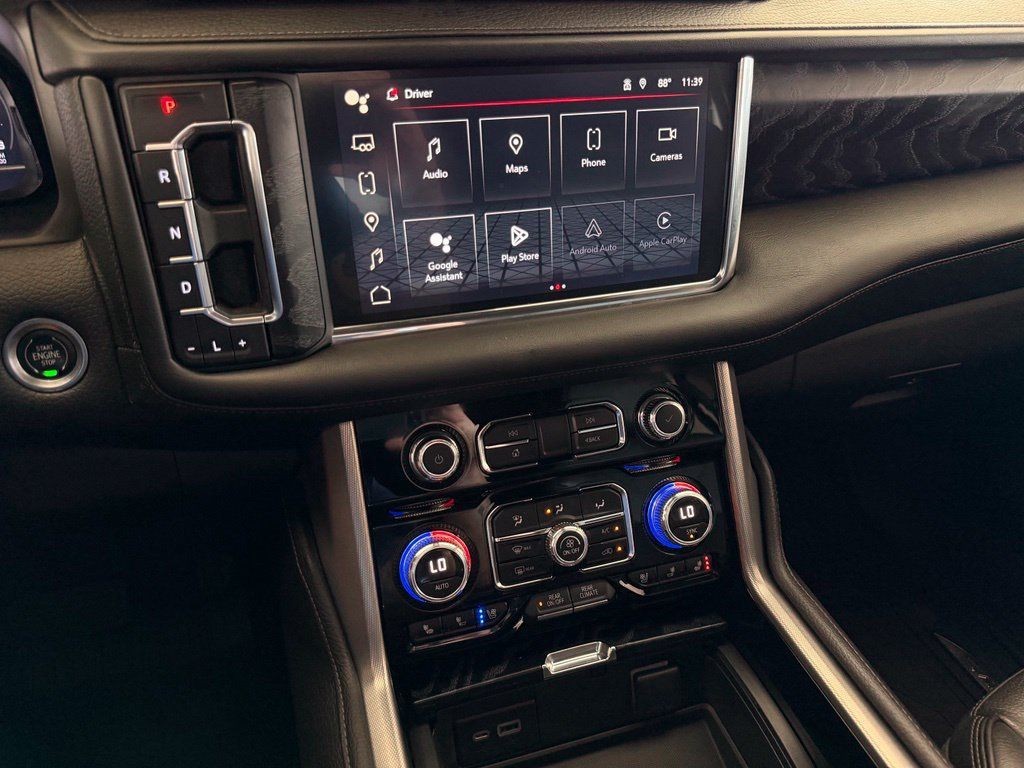 Used 2023 GMC Yukon Denali AWD/4WD image 25