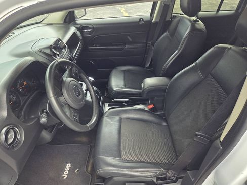 Used 2016 Jeep Patriot Sport w/ Power Value Group FWD image 3