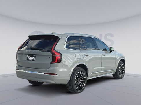 New 2026 Volvo XC90 B6 Ultra w/ Protection Package image 7