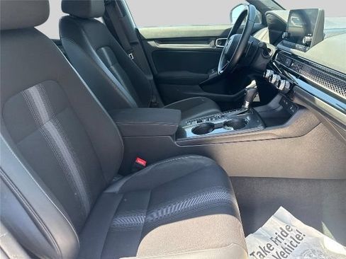 Used 2023 Honda Civic Sport image 24