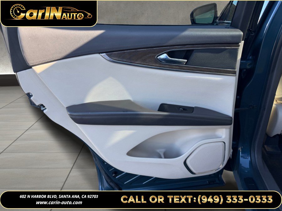 Used 2016 Lincoln MKX Reserve w/ Technology Package FWD image 28