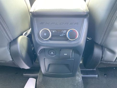 New 2026 Ford Explorer Active image 31