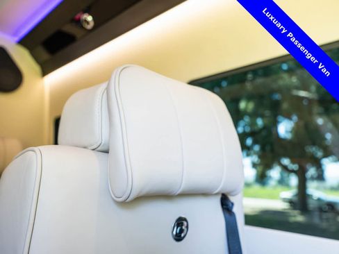 Used 2024 Mercedes-Benz Sprinter 2500 image 64