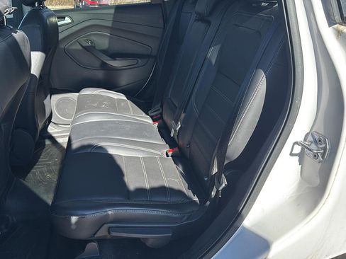 Used 2018 Ford Escape Titanium image 11