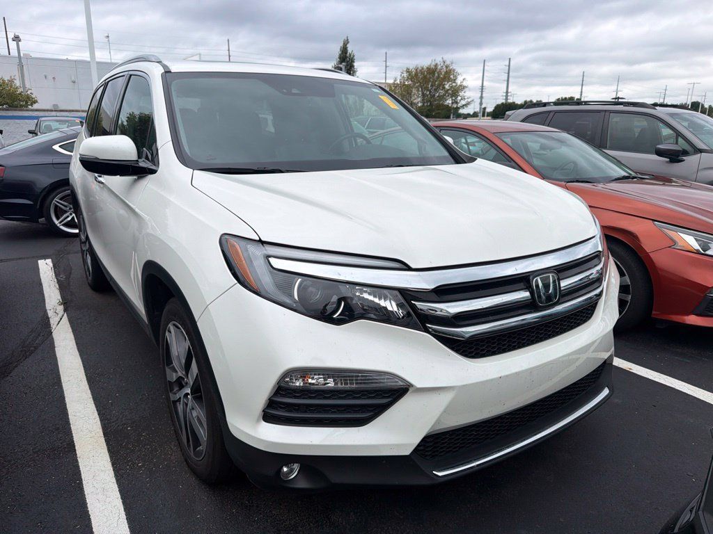 Used 2018 Honda Pilot Elite image 4