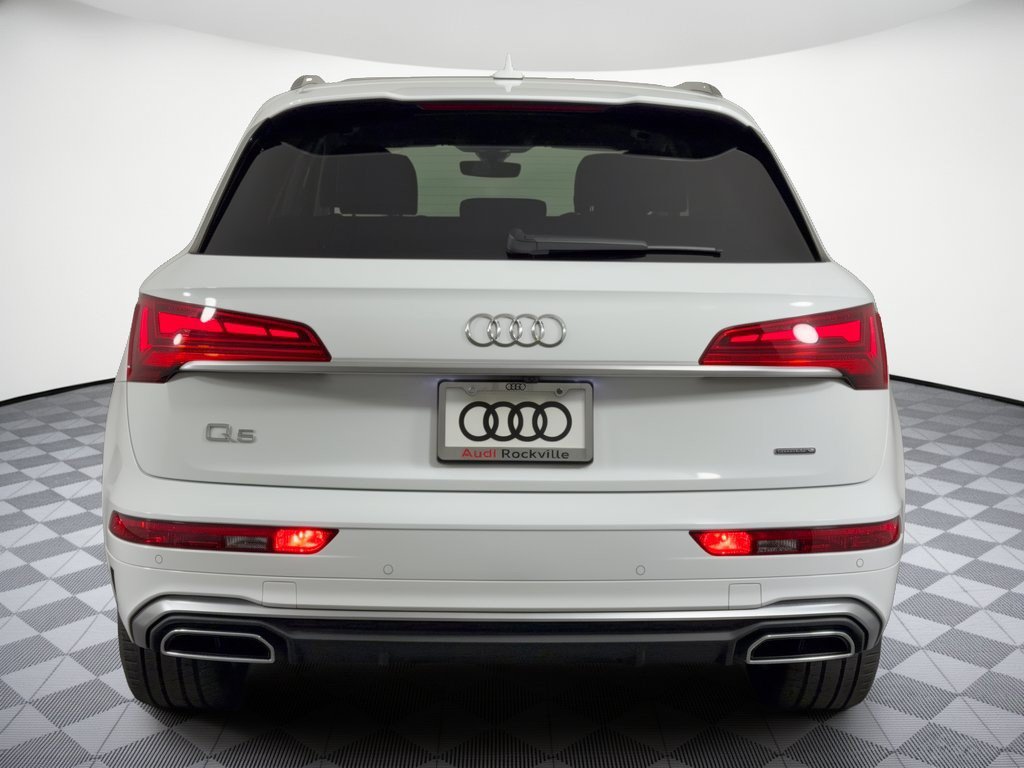 Used 2025 Audi Q5 e Premium AWD/4WD image 11