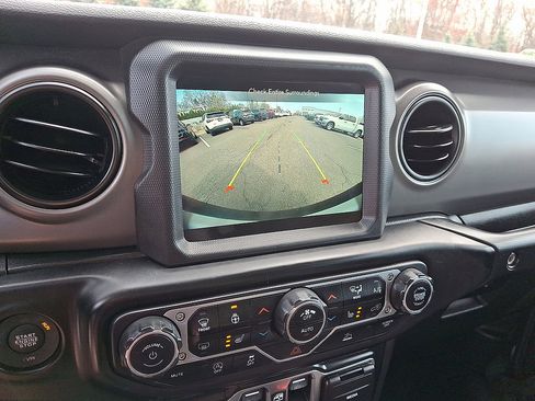 Certified 2022 Jeep Wrangler Unlimited Sport AWD/4WD image 6