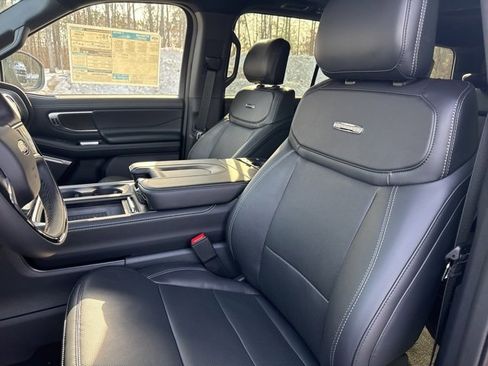 New 2025 Ford Expedition Platinum w/ Stealth Performance Package image 10