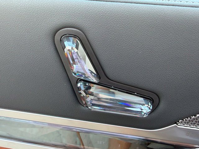 Used 2026 BMW 740i xDrive AWD/4WD image 14