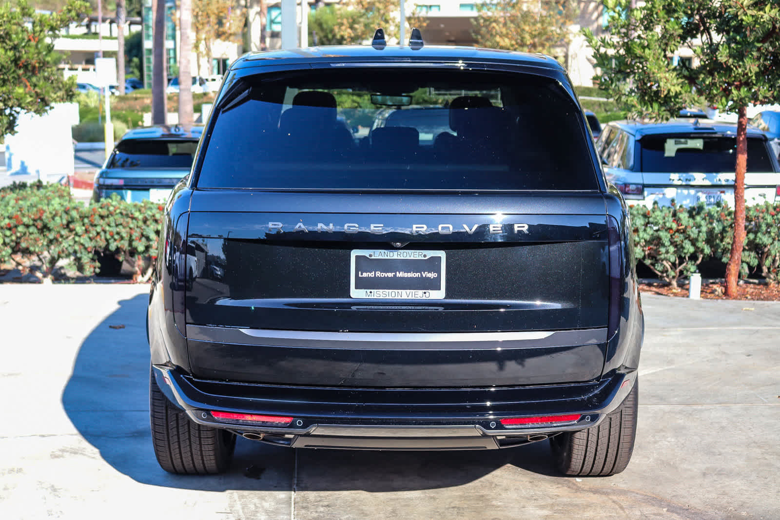 New 2026 Land Rover Range Rover Long Wheelbase SE AWD/4WD image 5