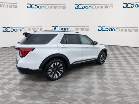 New 2026 Ford Explorer Platinum w/ LUX Leather Package AWD/4WD image 8