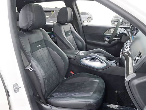 Used 2021 Mercedes-Benz GLS 63 AMG 4MATIC w/ Warmth & Comfort Package image 34