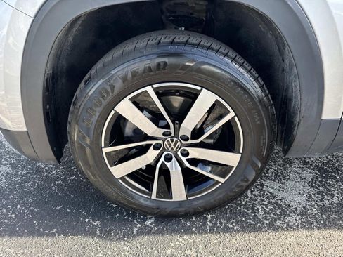 Used 2023 Volkswagen Atlas SE FWD image 14