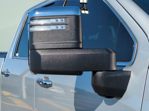 Used 2020 GMC Sierra 2500 Denali w/ Denali Ultimate Package image 11