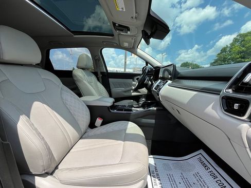 Used 2022 Kia Sorento SX FWD image 30