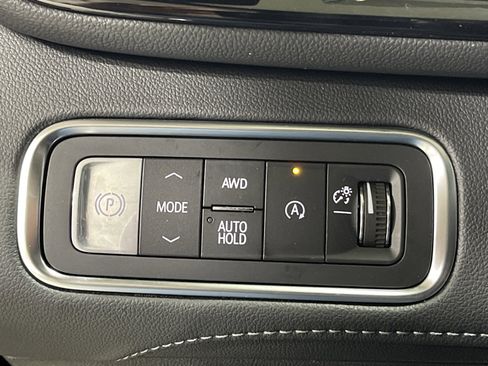 New 2026 Buick Enclave Avenir w/ Super Cruise Package image 33