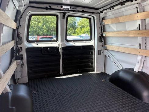 Used 2025 GMC Savana 2500 w/ Driver Convenience Package RWD image 12