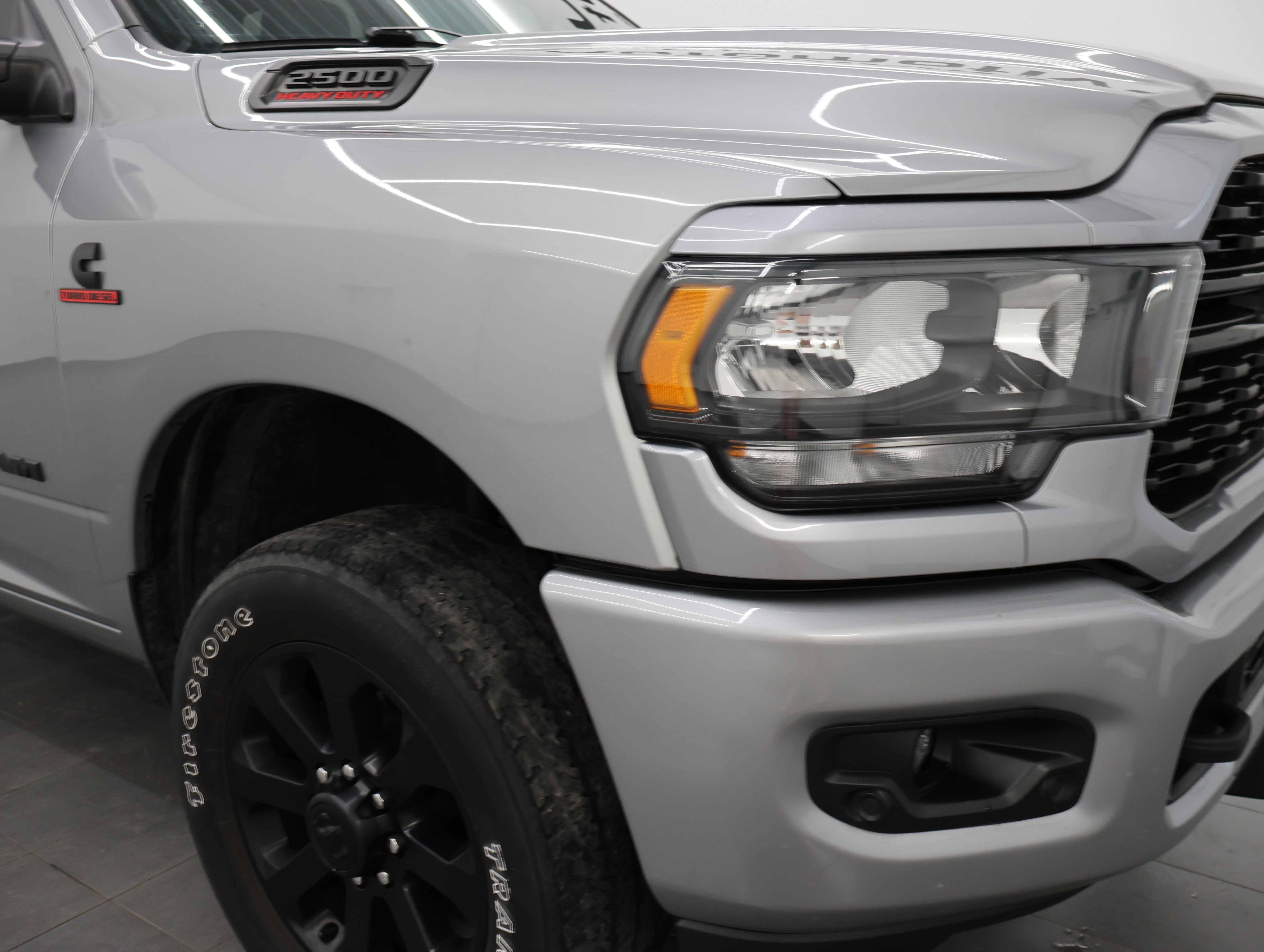 Used 2022 RAM 2500 Big Horn w/ Night Edition AWD/4WD image 23